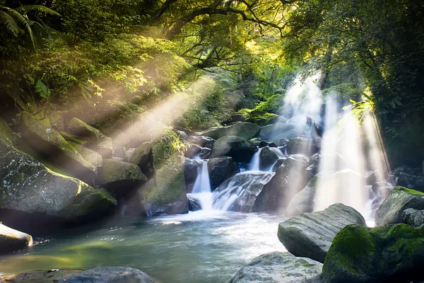 Cascata e torrente di montagna - canyoning Monte Baldo