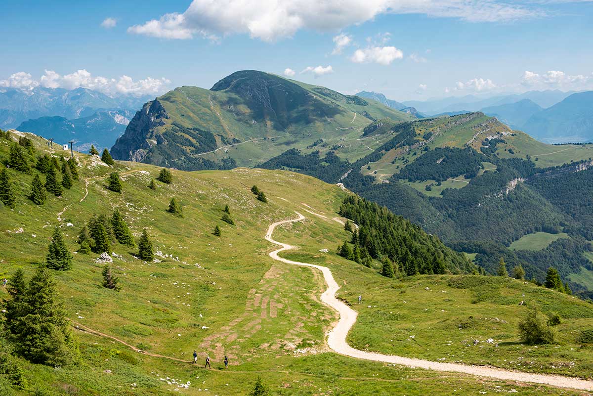Sentiero di trekking sul Monte Baldo - escursioni nel Trentino